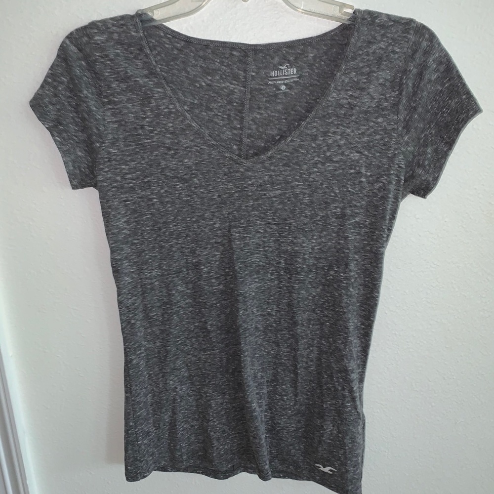 Grey hollister sleep shirt